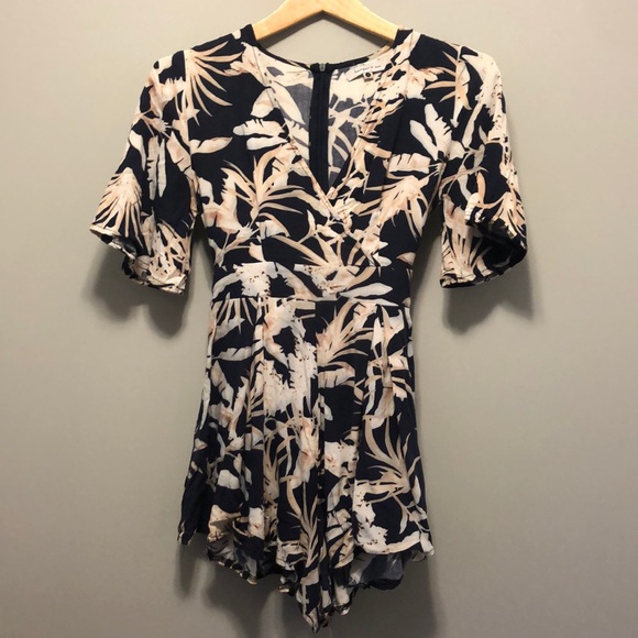 Navy palm romper, kimono sleeve with tie - Picture 2 of 7